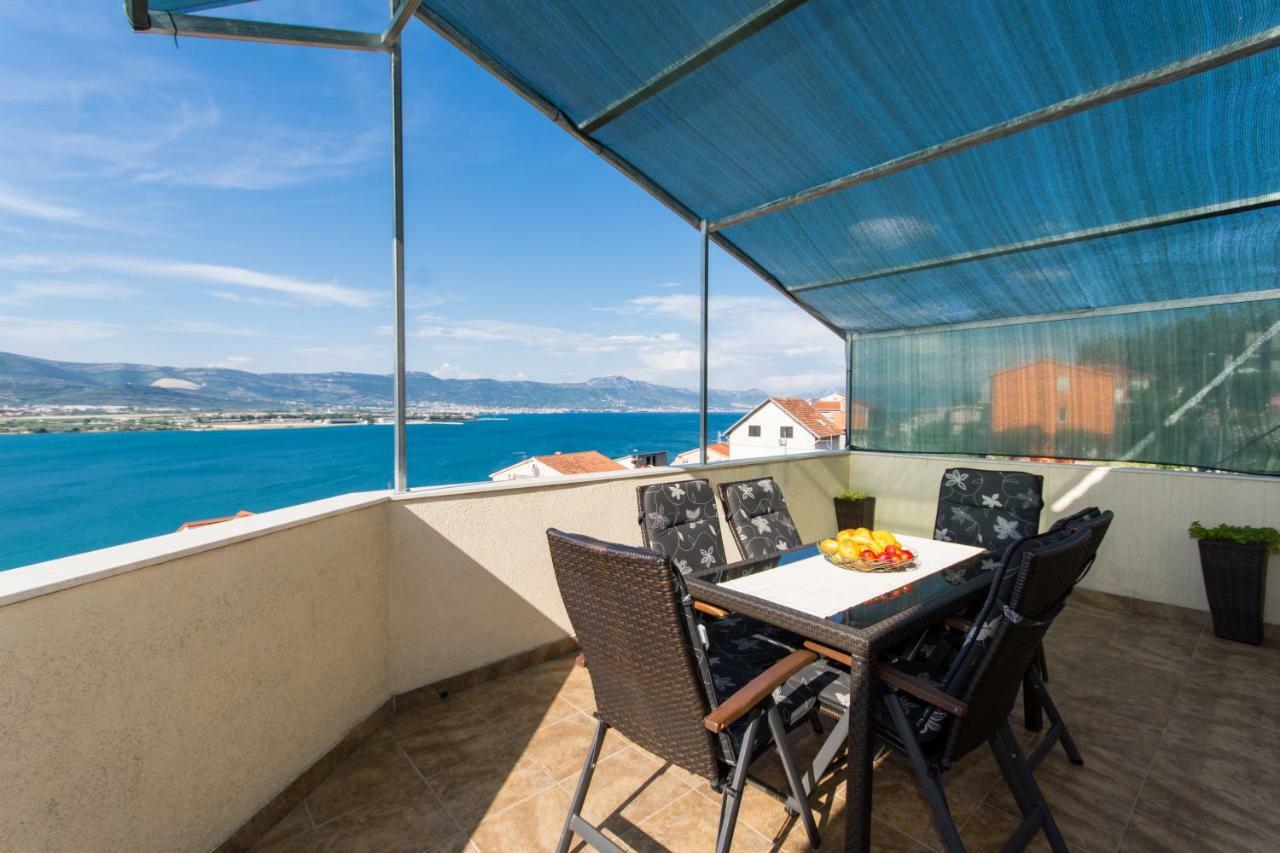 Apartments Bluesky Трогир Экстерьер фото