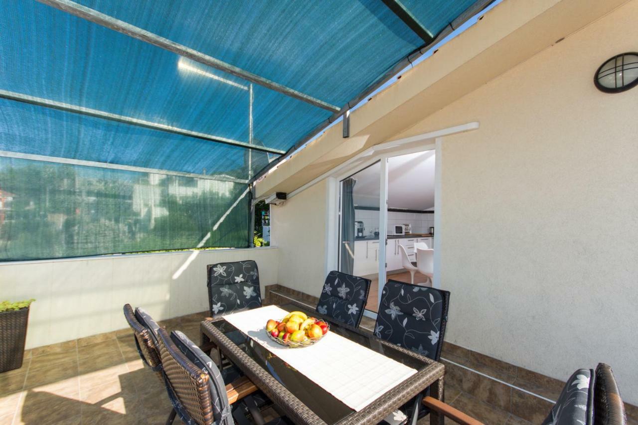 Apartments Bluesky Трогир Экстерьер фото