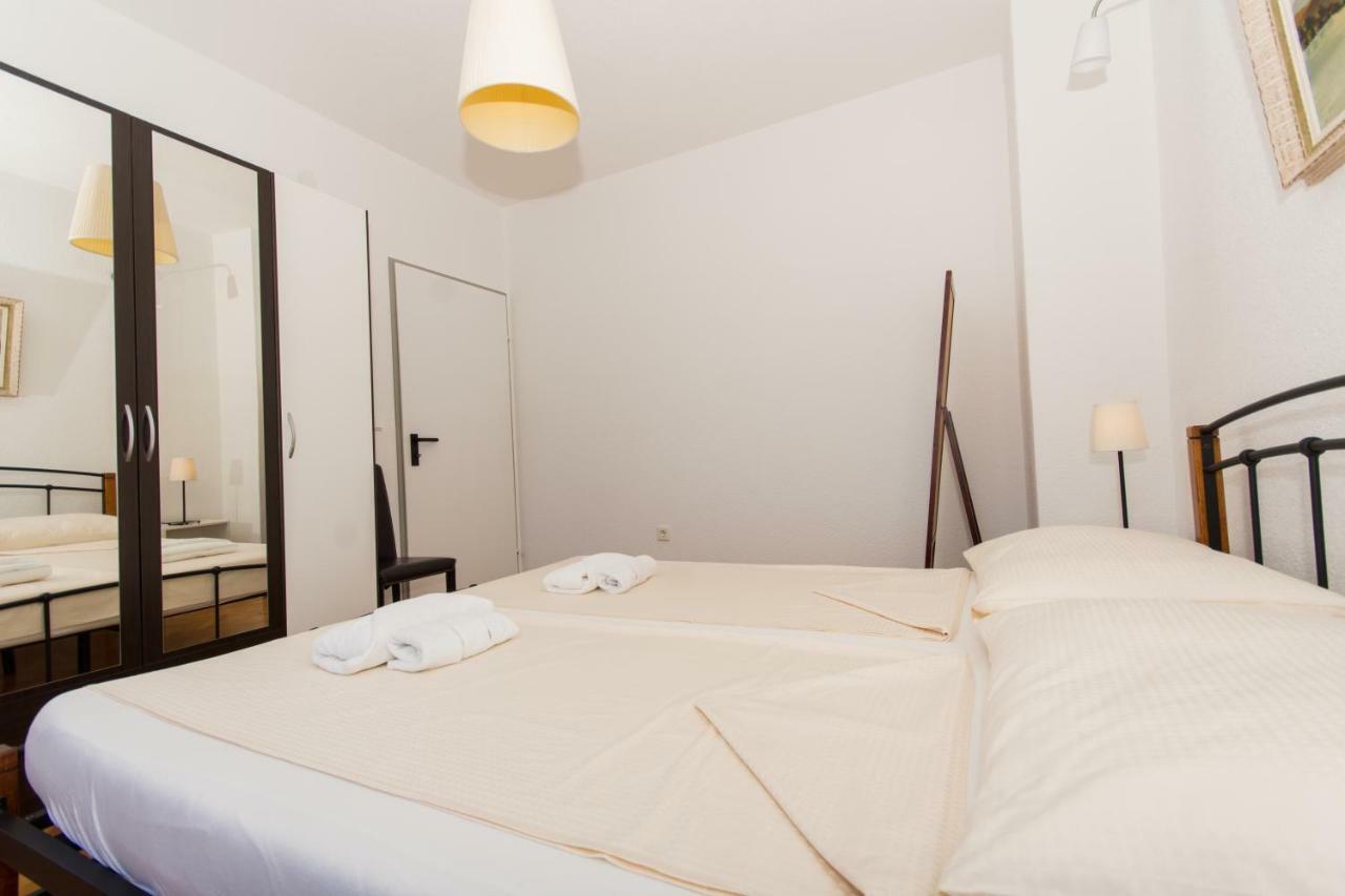 Apartments Bluesky Трогир Экстерьер фото