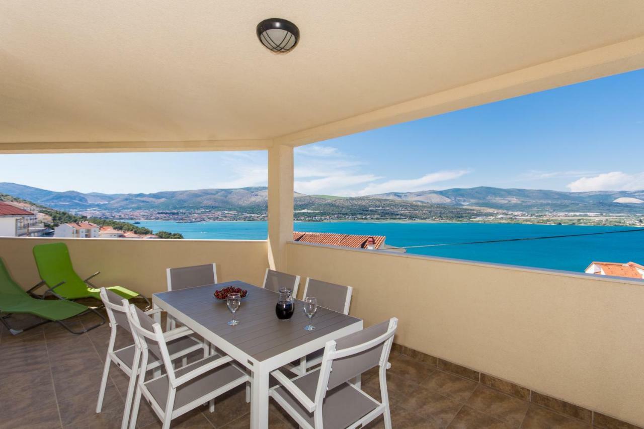 Apartments Bluesky Трогир Экстерьер фото