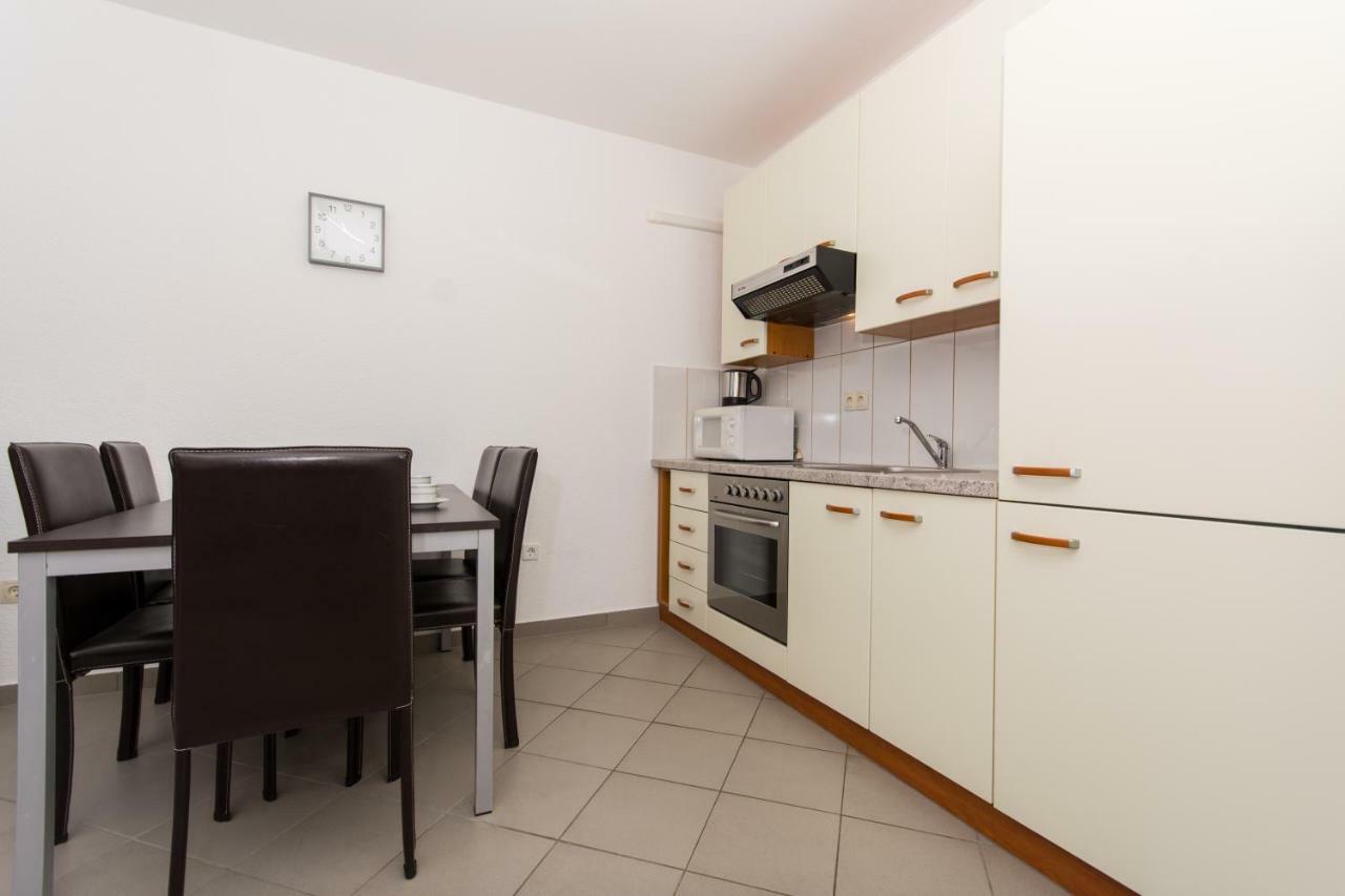 Apartments Bluesky Трогир Экстерьер фото