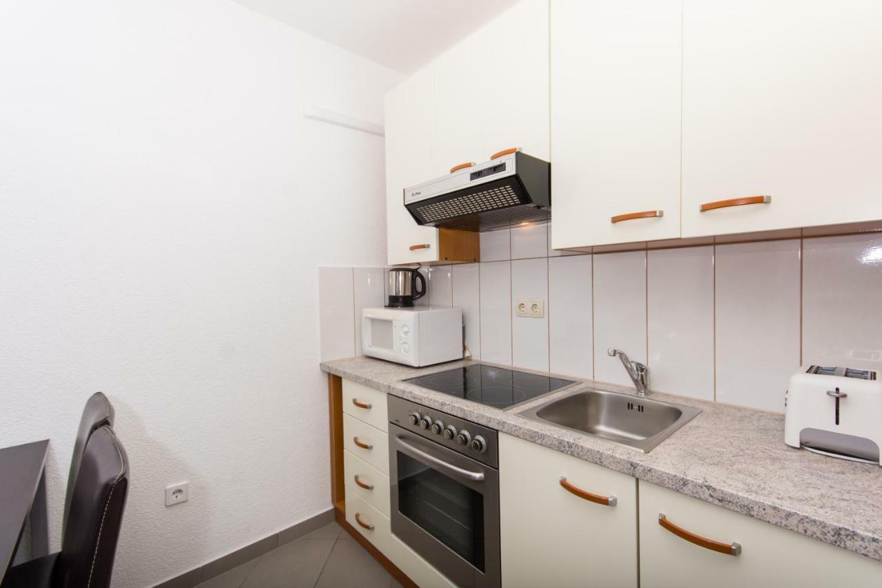 Apartments Bluesky Трогир Экстерьер фото