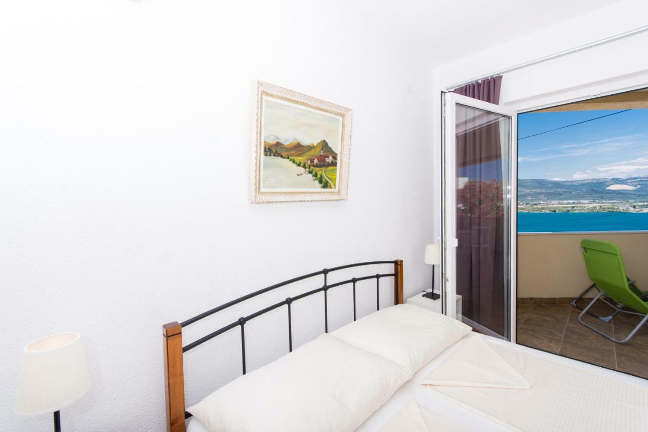 Apartments Bluesky Трогир Экстерьер фото