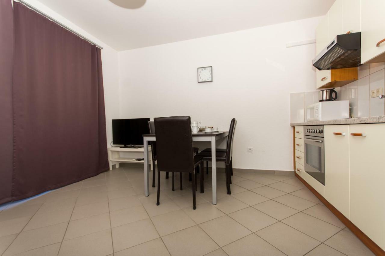 Apartments Bluesky Трогир Экстерьер фото