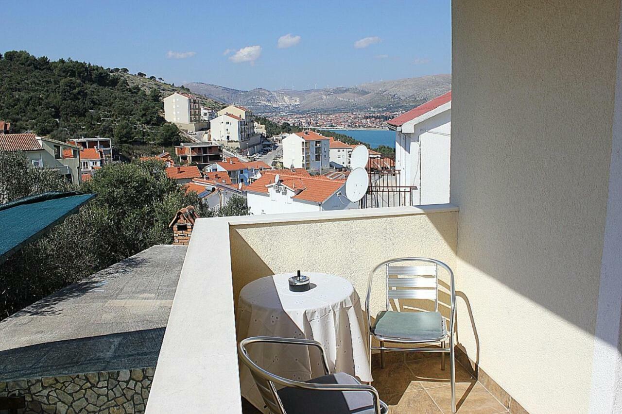 Apartments Bluesky Трогир Экстерьер фото